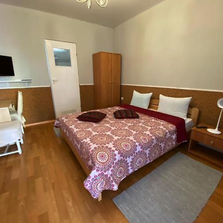 Olena Resort Briuhovîci Exterior foto