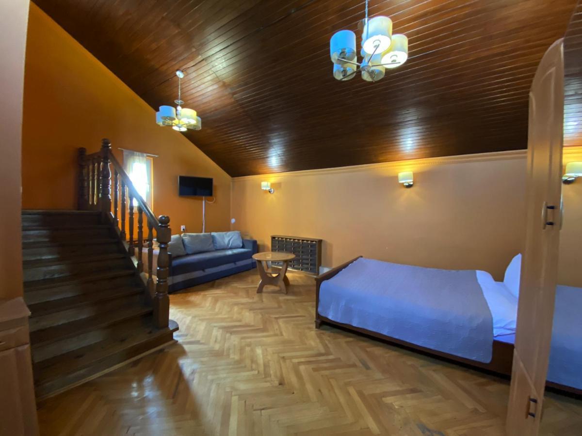 Olena Resort Briuhovîci Exterior foto