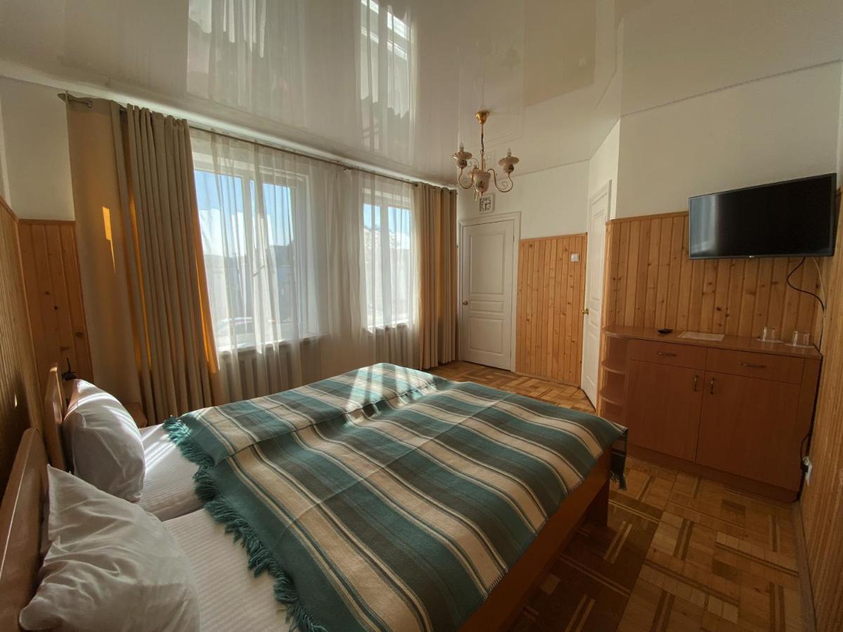 Olena Resort Briuhovîci Exterior foto