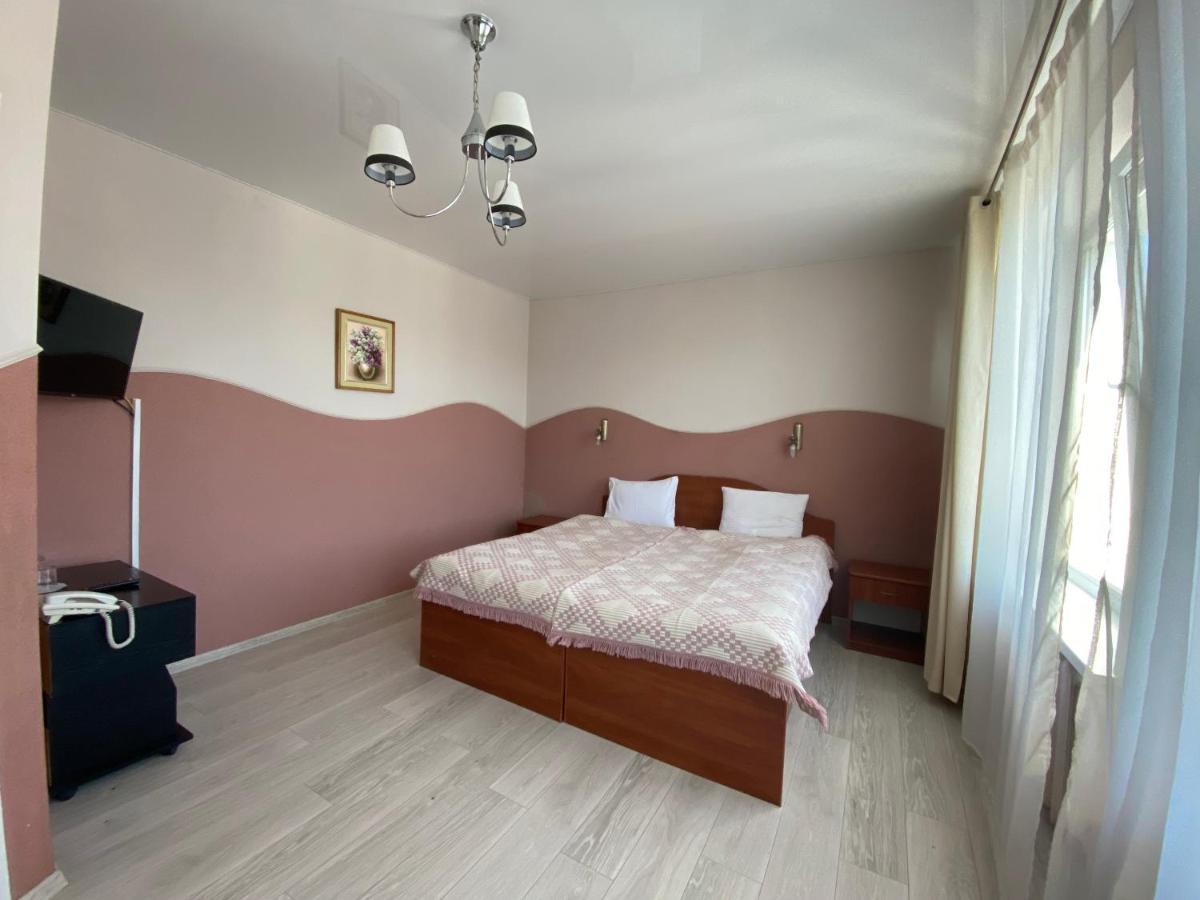 Olena Resort Briuhovîci Exterior foto