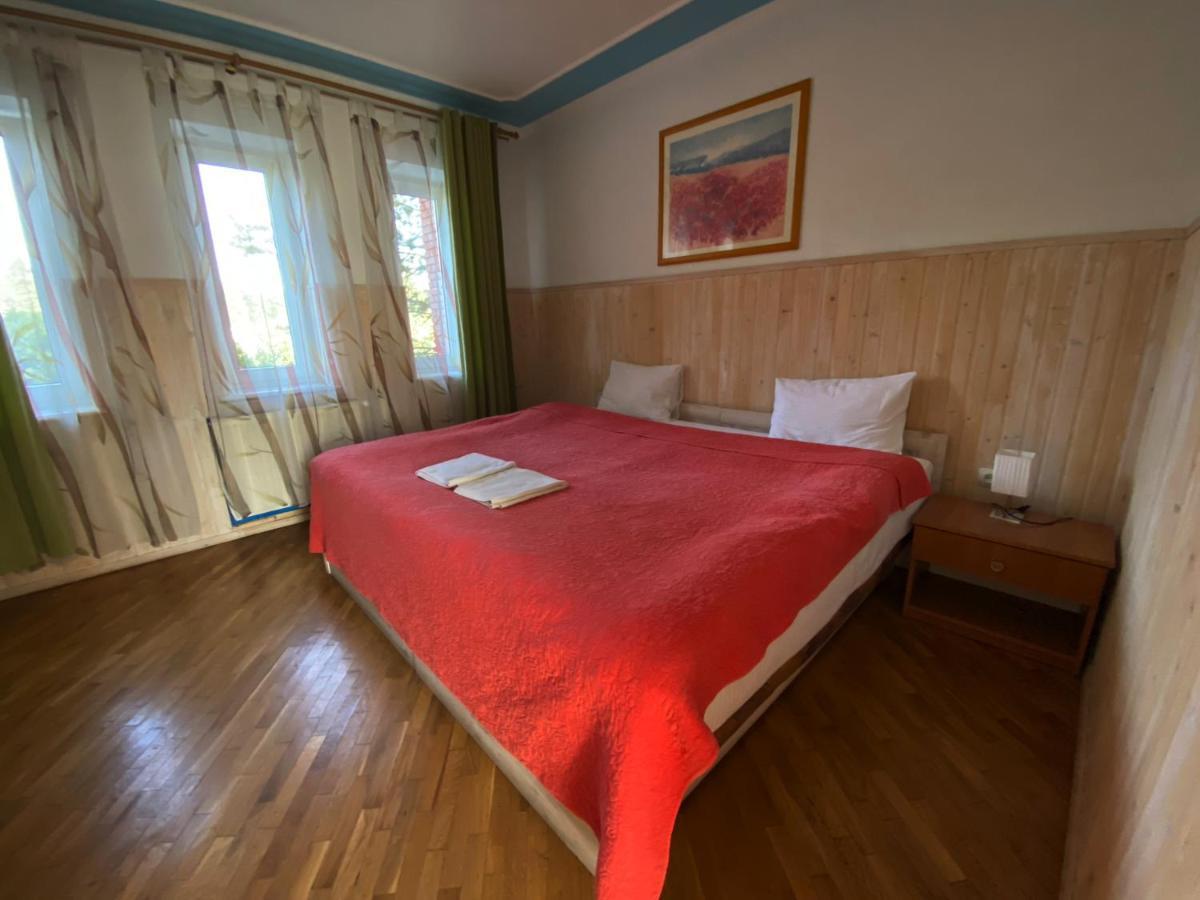 Olena Resort Briuhovîci Exterior foto