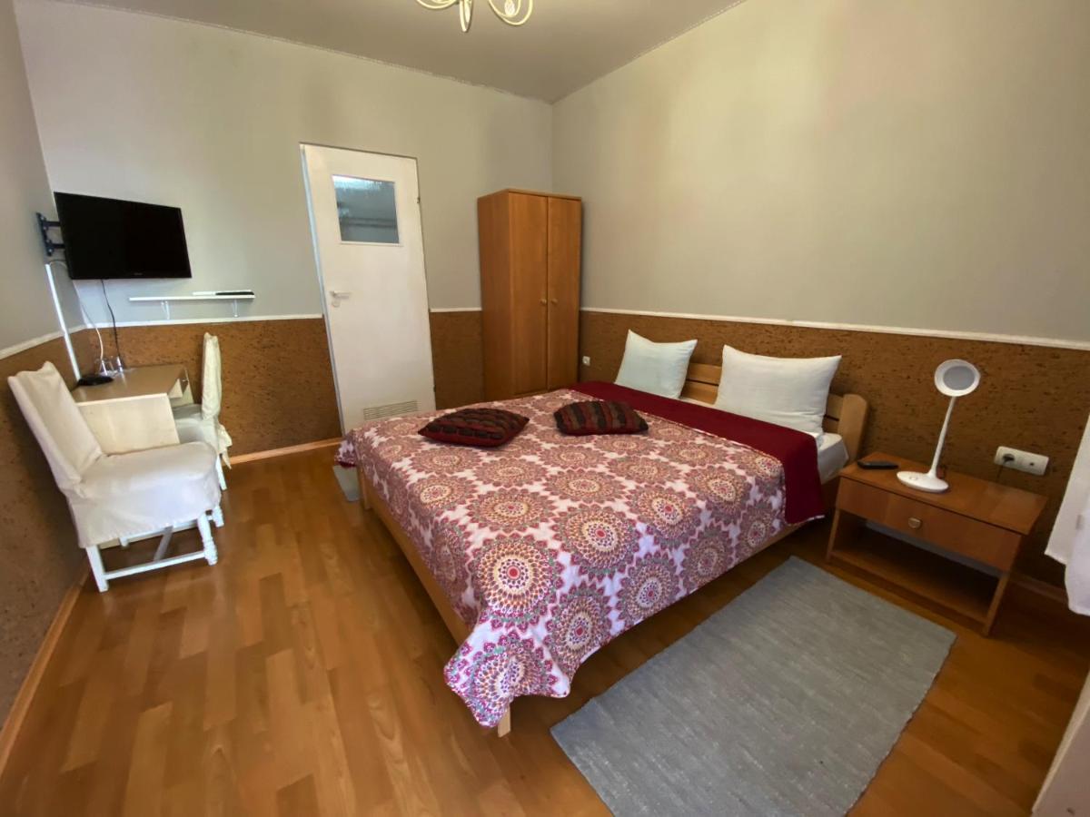 Olena Resort Briuhovîci Exterior foto